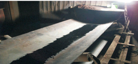Oil resistant conveyor belt roll in factory production